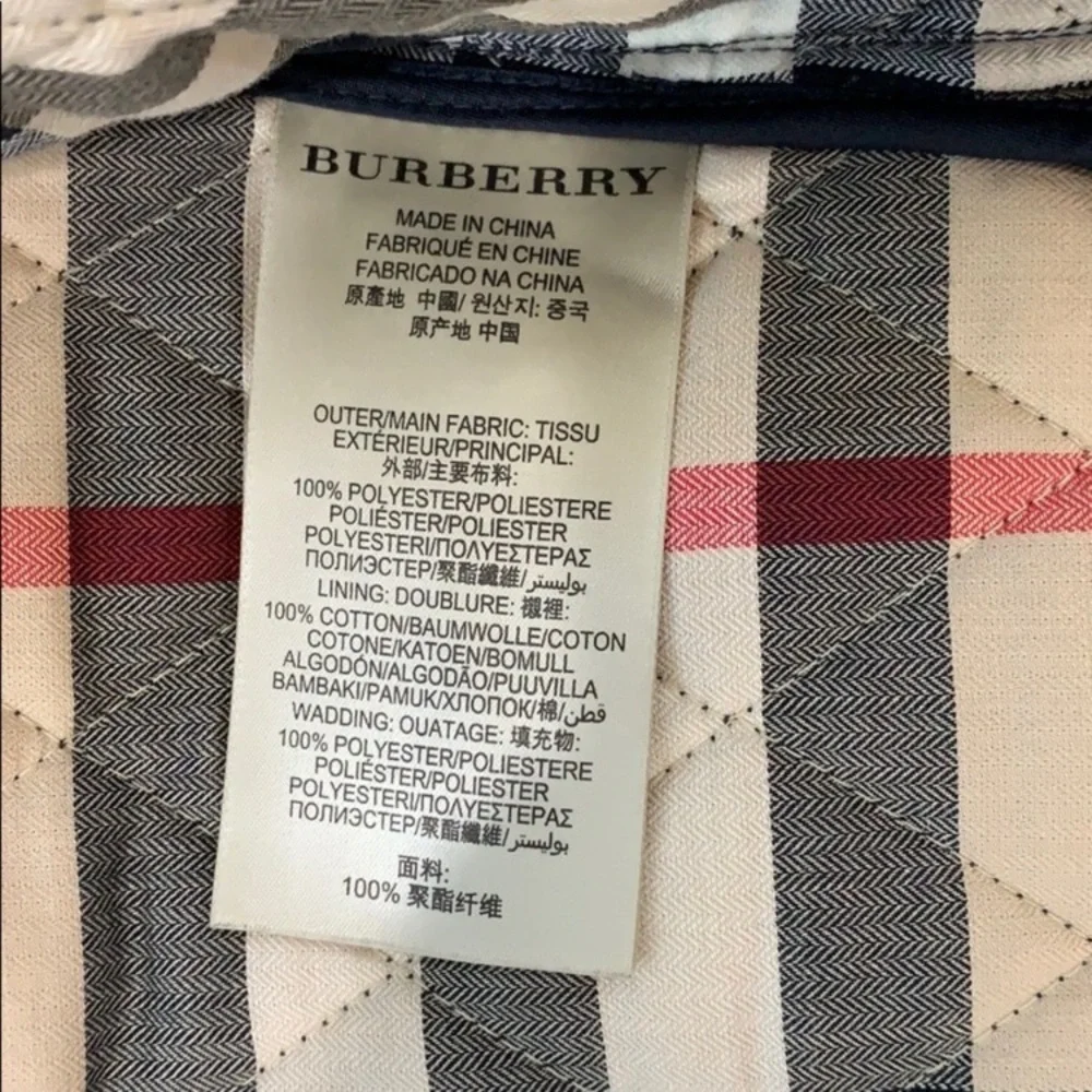 Burberry Quilted Jacket - Picture 6 of 7